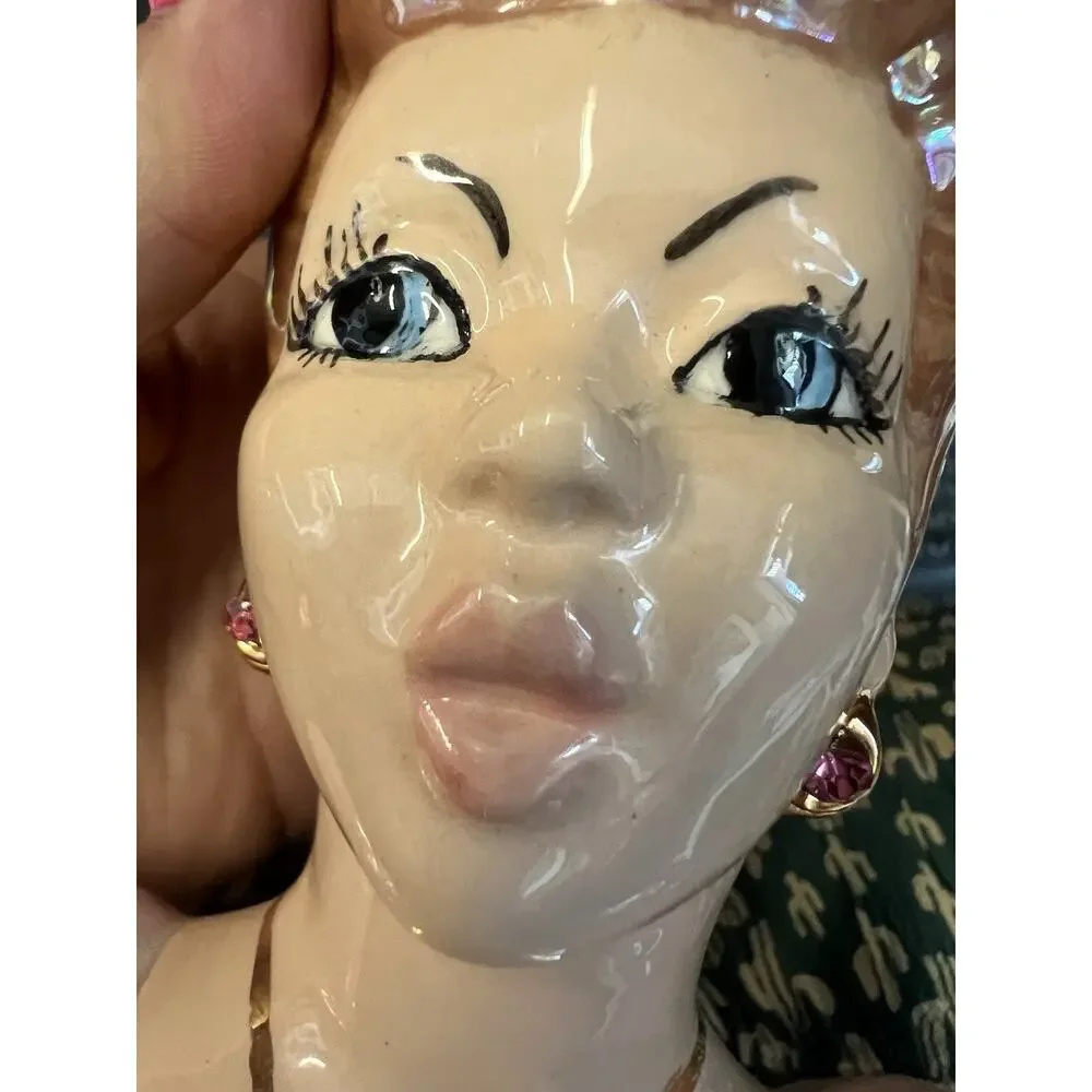 Vintage Jewels 5.5